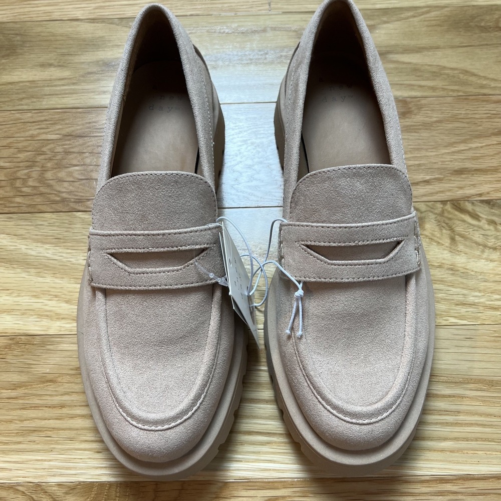A New Day Archie Loafers Women's 6  Taupe Faux Suede Penny Lug Chunky Sole NWT - Picture 2 of 9
